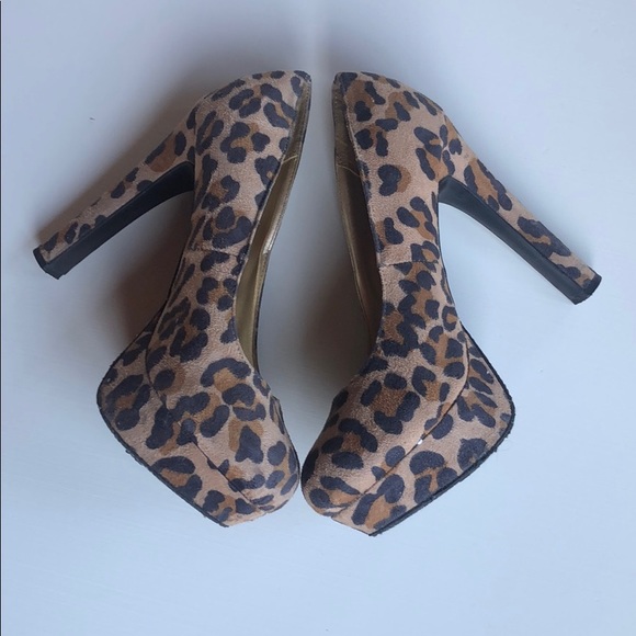 Mossimo | Leopard Print Platform Heels | 7.5 - Picture 11 of 15
